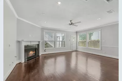 247 W 25th Street, Houston, TX 77008 - Photo 16