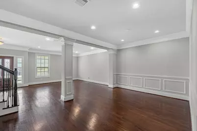 247 W 25th Street, Houston, TX 77008 - Photo 8