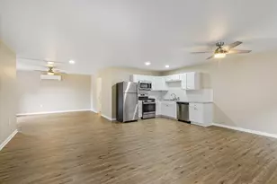 1802 Cloud Croft Dr, Friendswood, TX 77546 - Photo 38
