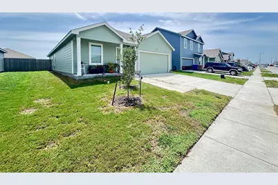 2722 Winterfell Street, Corpus Christi, TX 78415 - Photo 4