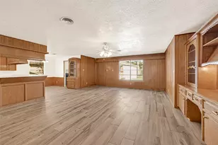 1611 Droxford Dr, Houston, TX 77008 - Photo 10