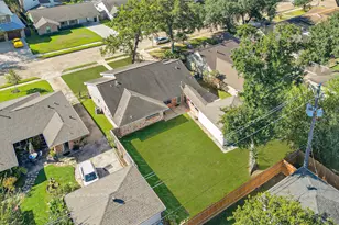 1611 Droxford Dr, Houston, TX 77008 - Photo 44