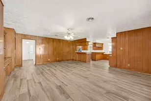 1611 Droxford Dr, Houston, TX 77008 - Photo 12
