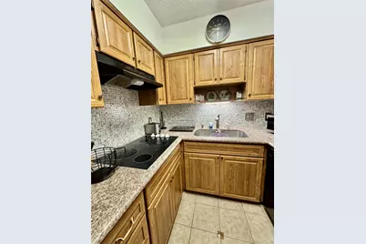 2601 Bellefontaine St #A107, Houston, TX 77025 - Photo 8