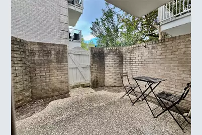 2601 Bellefontaine St #A107, Houston, TX 77025 - Photo 16