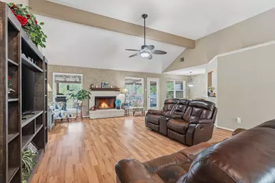 907 Columbia River Road, Montgomery, TX 77316 - Photo 4