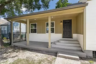 3514 Moore St, Houston, TX 77009 - Photo 2