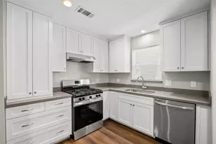 3514 Moore St, Houston, TX 77009 - Photo 12