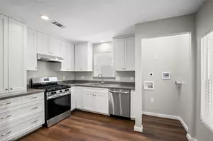3514 Moore St, Houston, TX 77009 - Photo 14