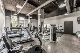 915 Franklin St, Houston, TX 77002 - Photo 16