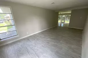 4014 Ripplebrook Dr, Houston, TX 77045 - Photo 6