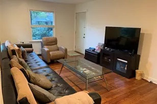 6613 Westview Dr, Houston, TX 77055 - Photo 2