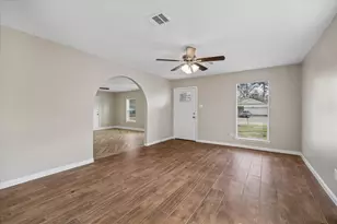 8611 Valley Rock Dr, Houston, TX 77078 - Photo 4