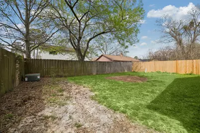 8611 Valley Rock Drive, Houston, TX 77078 - Photo 30