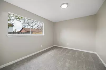 8611 Valley Rock Drive, Houston, TX 77078 - Photo 18