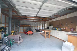 302 S Main St, Schulenburg, TX 78956 - Photo 26