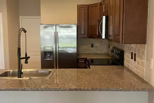 307 Covecrest Dr, Houston, TX 77336 - Photo 4
