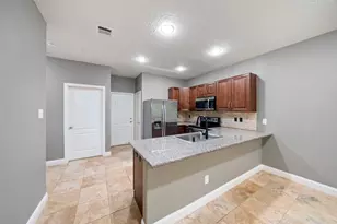 307 Covecrest Dr, Houston, TX 77336 - Photo 6