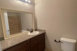 307 Covecrest Dr, Houston, TX 77336 - Photo 10