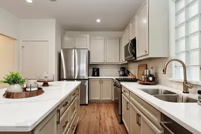 650 Westcross Street #87, Houston, TX 77018 - Photo 14