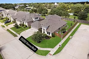 20202 Sienna Bluff Dr, Cypress, TX 77433 - Photo 32