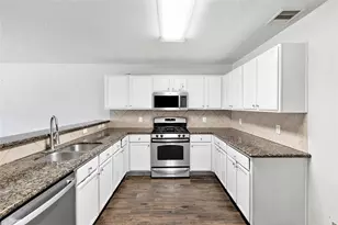 11027 Bauer Elm St St, Houston, TX 77044 - Photo 6