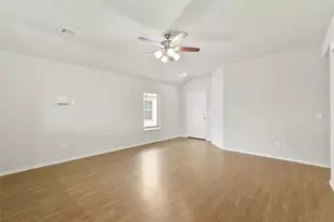 363 Cumberland Forest Dr, Magnolia, TX 77354 - Photo 4