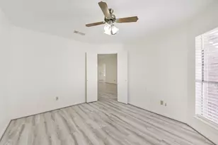 3810 E Peach Hollow Cir, Pearland, TX 77584 - Photo 28