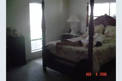 6202 Wagonwheel Circle, Houston, TX 77088 - Photo 10