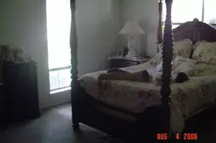 6202 Wagonwheel Cir, Houston, TX 77088 - Photo 10