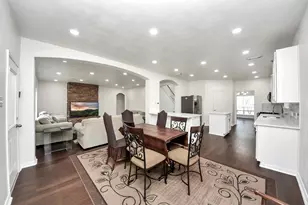 915 Hinsdale, Magnolia, TX 77354 - Photo 18