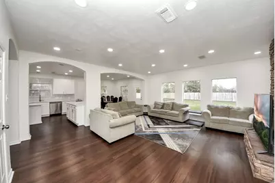 915 Hinsdale, Magnolia, TX 77354 - Photo 12