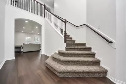 915 Hinsdale, Magnolia, TX 77354 - Photo 6