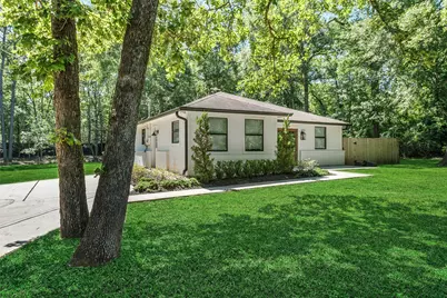 4884 Holly Lane W, Montgomery, TX 77316 - Photo 1
