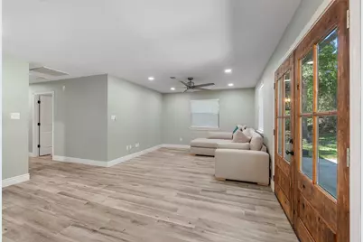 4884 Holly Lane W, Montgomery, TX 77316 - Photo 6