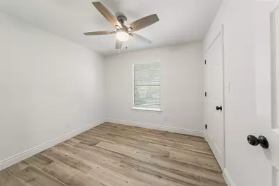 4884 Holly Lane W, Montgomery, TX 77316 - Photo 20