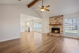 9915 Bayou Woods Dr, Baytown, TX 77521 - Photo 6