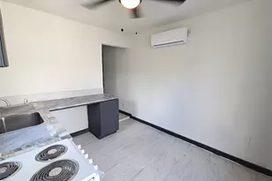 9010 Linda Vista Rd, Houston, TX 77078 - Photo 6