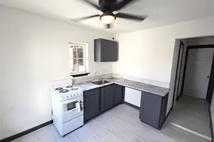 9010 Linda Vista Rd, Houston, TX 77078 - Photo 1