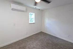 9010 Linda Vista Rd, Houston, TX 77078 - Photo 8