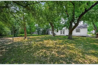 7023 Crestmont Street, Houston, TX 77033 - Photo 24