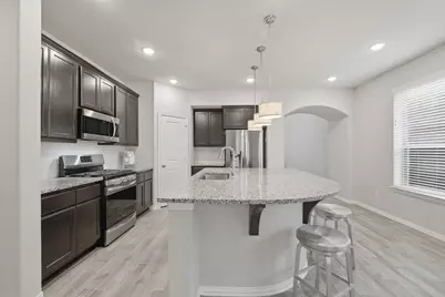 10602 Wagner Street, Rosharon, TX 77583 - Photo 4