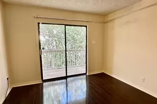 2750 Holly Hall St, Houston, TX 77054 - Photo 8