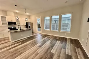 6712 Parker Oaks Ln, Houston, TX 77076 - Photo 12