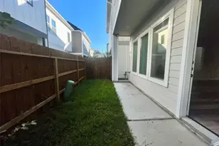6712 Parker Oaks Ln, Houston, TX 77076 - Photo 8