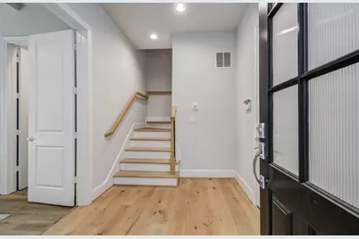 6113 Nicholas Grove Place, Houston, TX 77055 - Photo 10