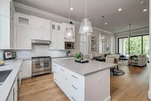 6113 Nicholas Grv Pl, Houston, TX 77055 - Photo 1