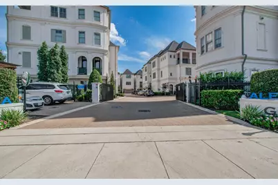 6113 Nicholas Grove Place, Houston, TX 77055 - Photo 2