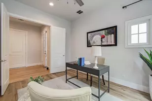 6113 Nicholas Grv Pl, Houston, TX 77055 - Photo 8