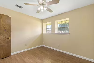 10418 Sagemeadow Lane, Houston, TX 77089 - Photo 12